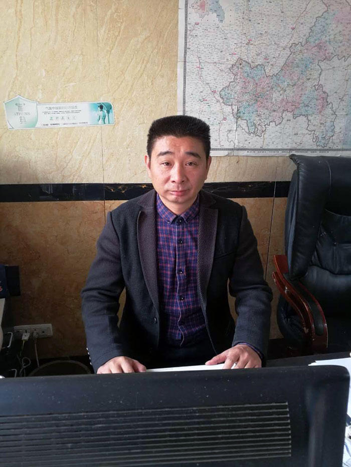 丝瓜视频网站在线观看陶瓷磚重慶大足區代理商胡洪軍：沒有做不成的事，隻有不會做事的人