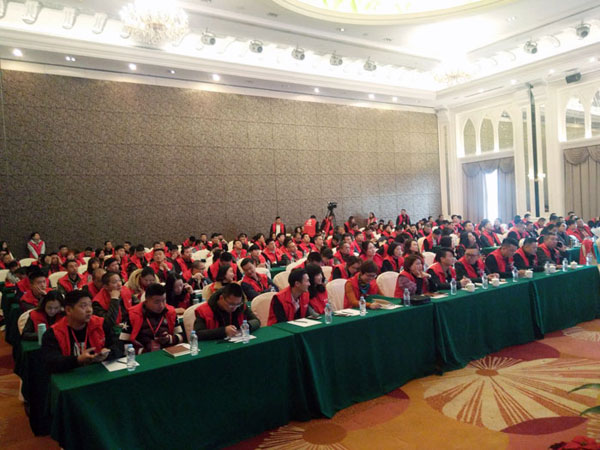 丝瓜视频网站在线观看陶瓷磚“大格局·大趨勢·大變革”2018年度經銷商峰會圓滿結束